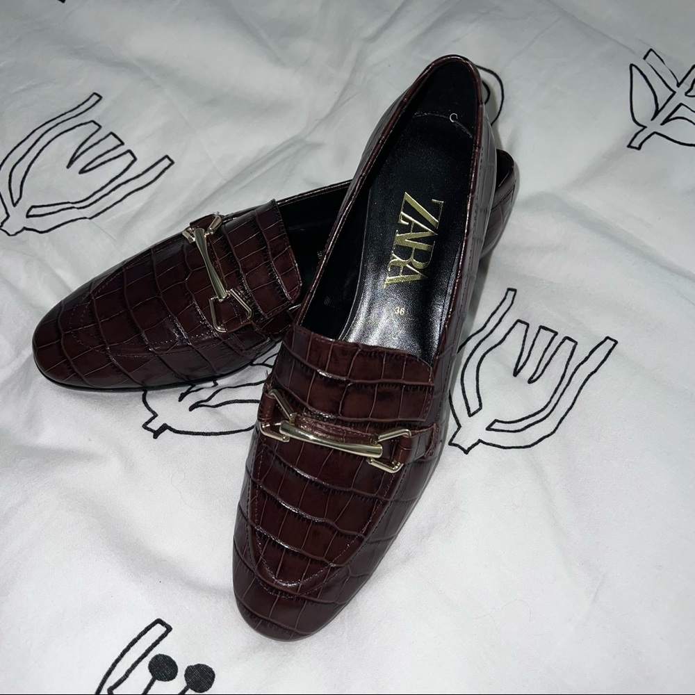ZARA Faux Crocodile Loafers
